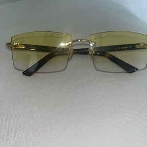 cartier glasses Comes w case& original box. Paid over 2k selling for 1300$